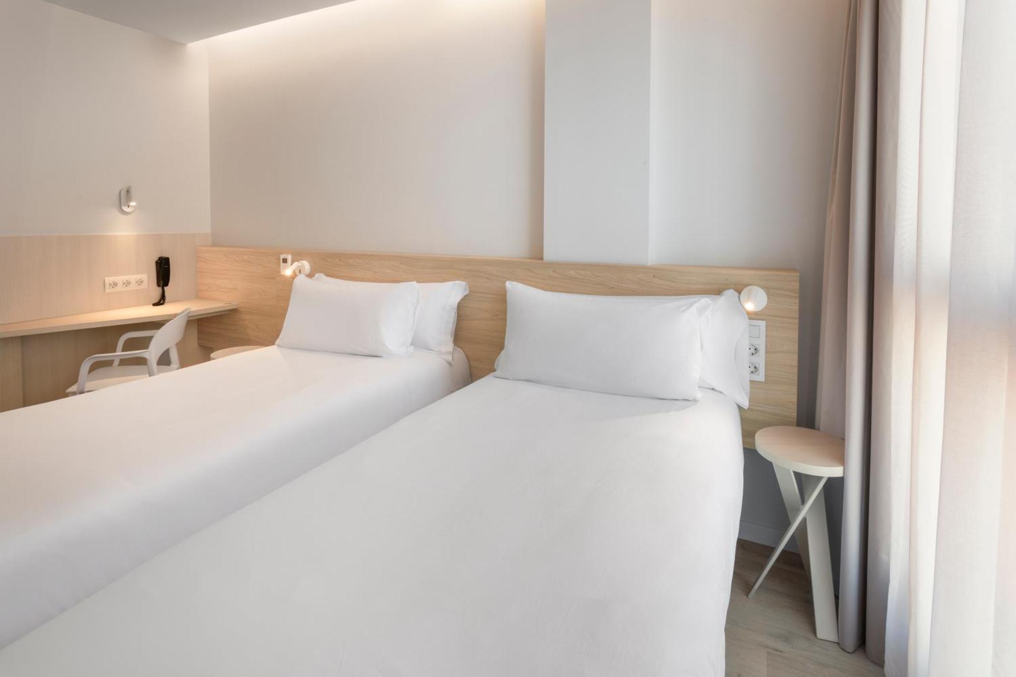 B&B Hotel Alicante Centro Buitenkant foto